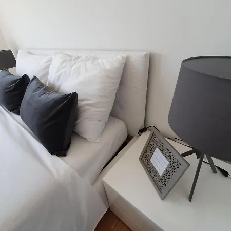 Apartment Moon Island *