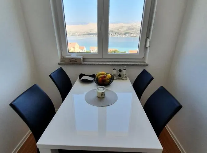 Moon Island Апартаменты